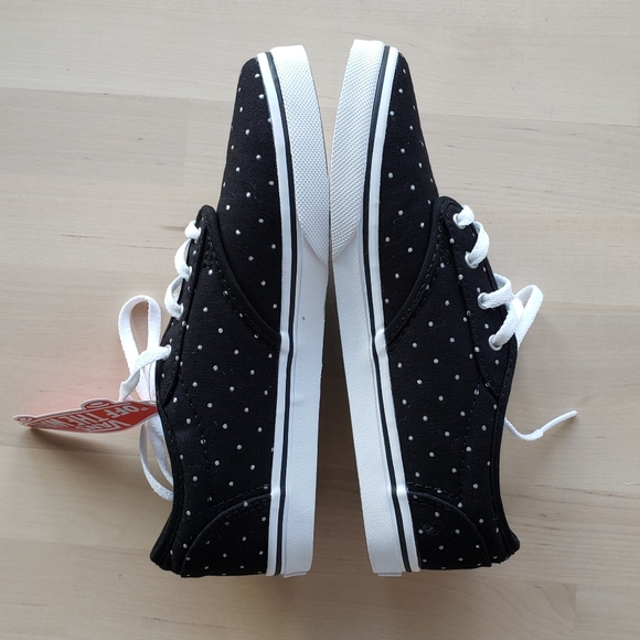 NWT Vans Sneaker - Black & White Dots - Picture 2 of 12